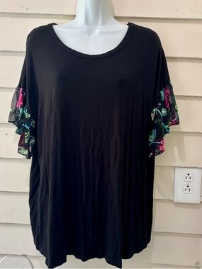 Kim & Cami Plus Size Black Flutter Sleeve Tee with Multicolor Floral Embroidery